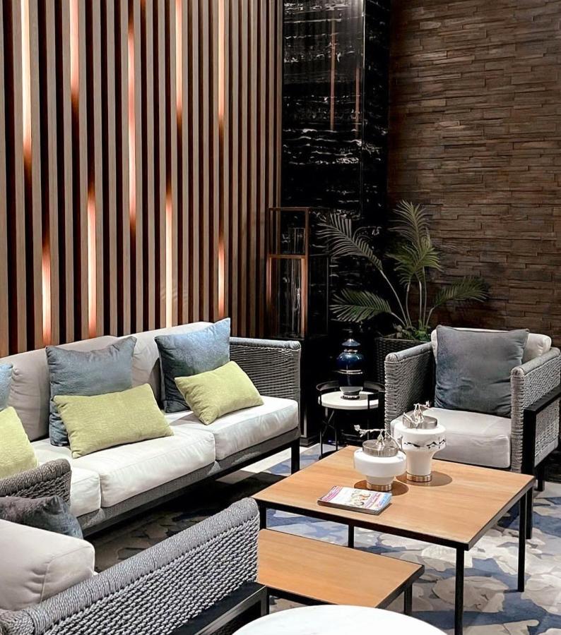 One Euphoria Prime Suite Hotel 安吉利斯 外观 照片