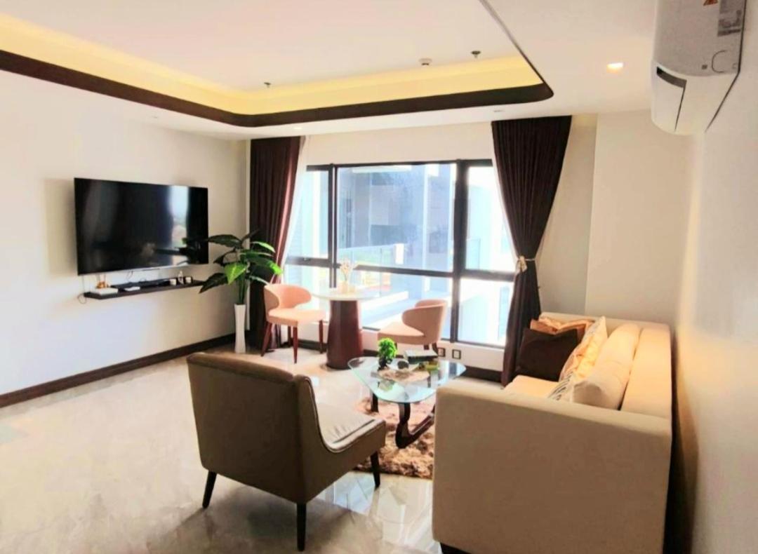 One Euphoria Prime Suite Hotel 安吉利斯 外观 照片