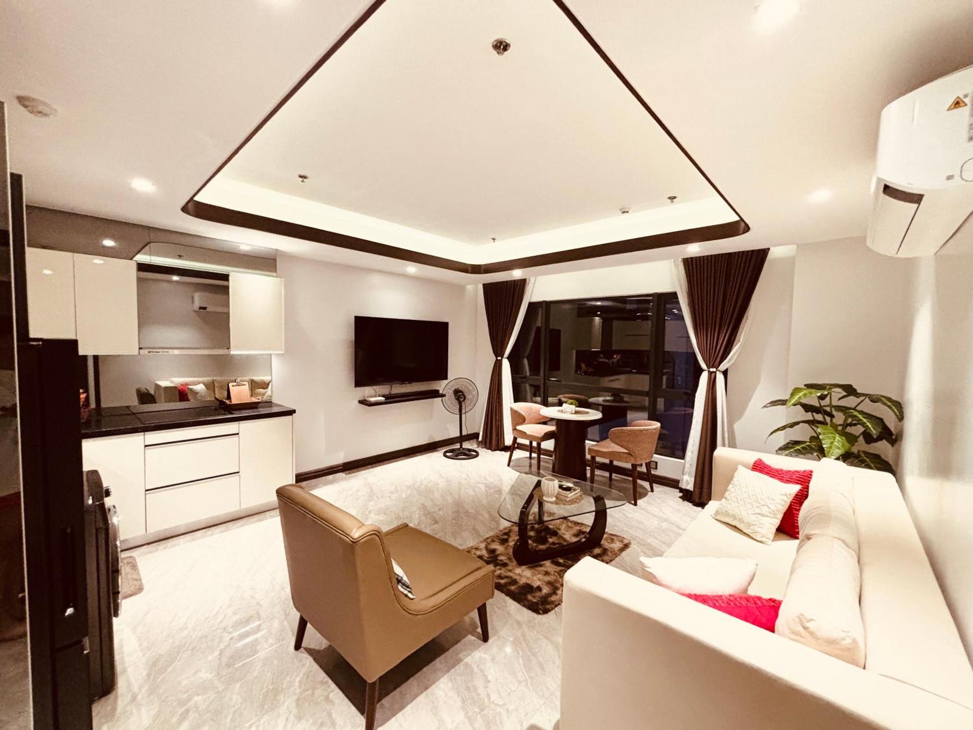 One Euphoria Prime Suite Hotel 安吉利斯 外观 照片